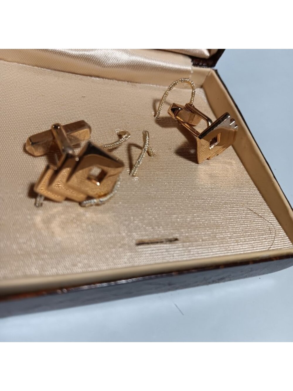 Vintage Swank Gold-Tone Cufflinks Set Original Brown Faux Leather Case